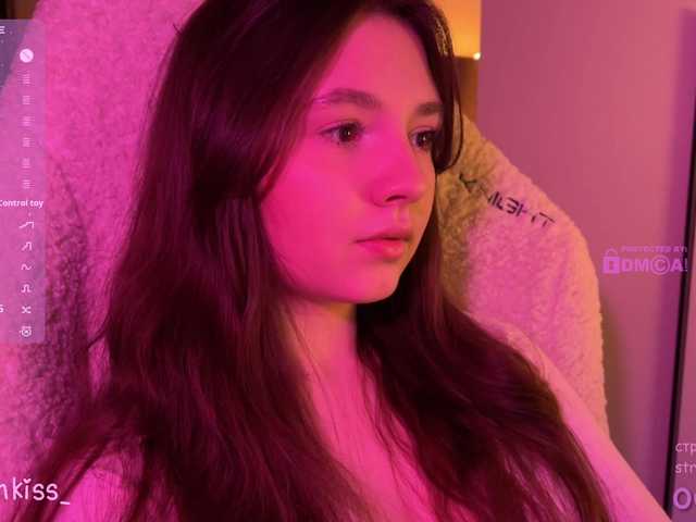 -FoxAlisa-'s BongaCams show and profile