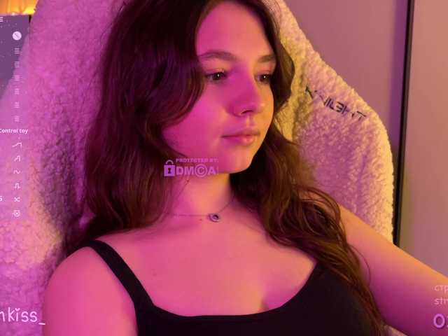 -FoxAlisa-'s BongaCams show and profile