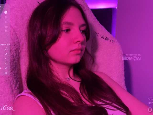 -FoxAlisa-'s BongaCams show and profile