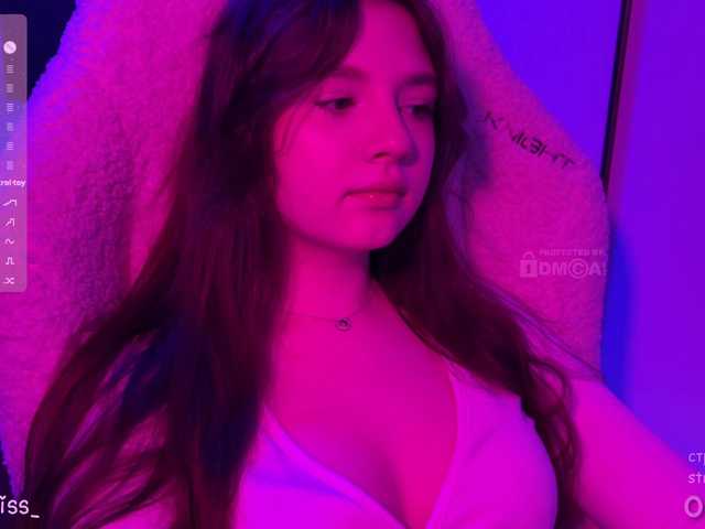 -FoxAlisa-'s BongaCams show and profile