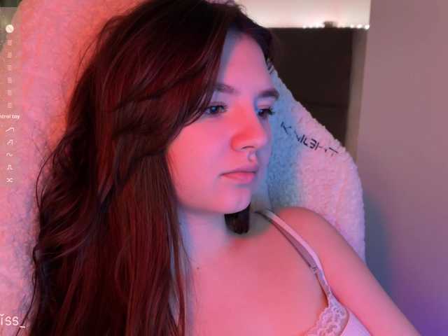 -FoxAlisa-'s BongaCams show and profile