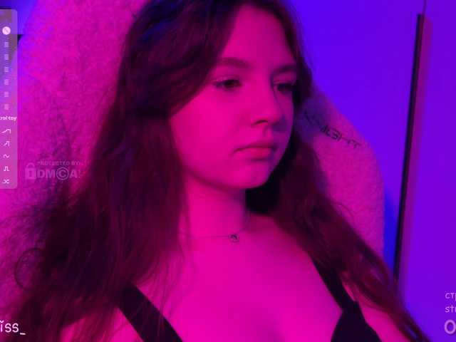 -FoxAlisa-'s BongaCams show and profile