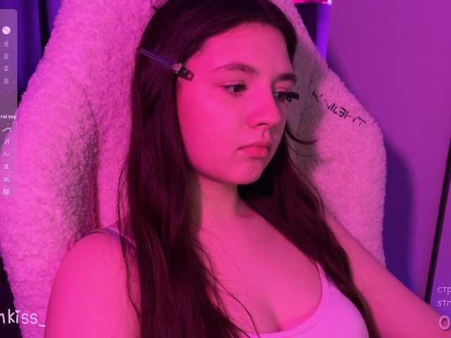 -FoxAlisa-'s BongaCams show and profile