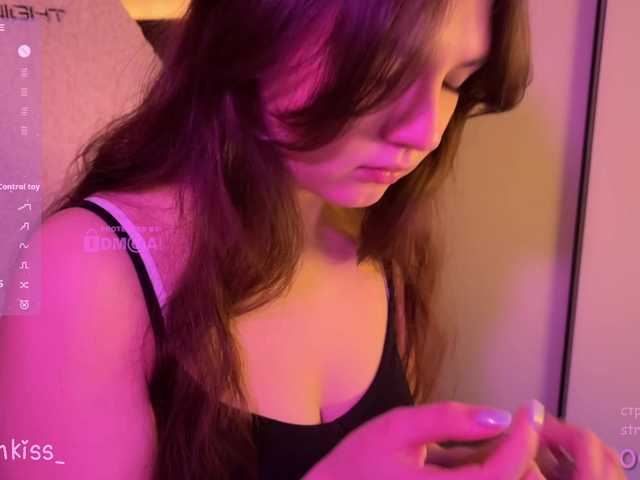 -FoxAlisa-'s BongaCams show and profile