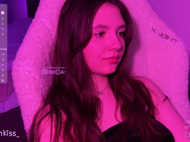 -FoxAlisa-'s BongaCams show and profile