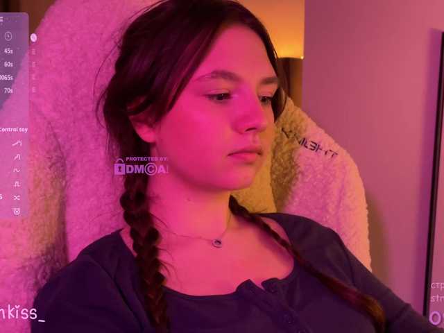 -FoxAlisa-'s BongaCams show and profile