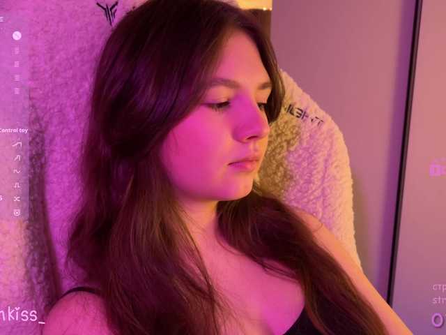 -FoxAlisa-'s BongaCams show and profile