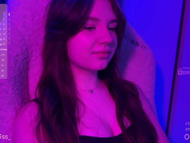 -FoxAlisa-'s BongaCams show and profile