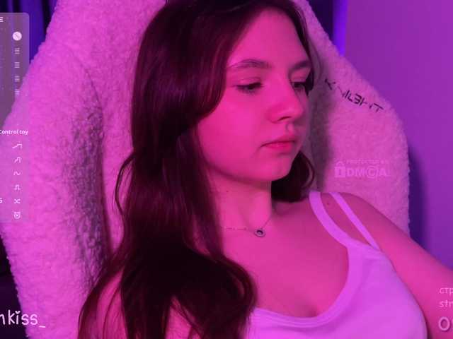 -FoxAlisa-'s BongaCams show and profile