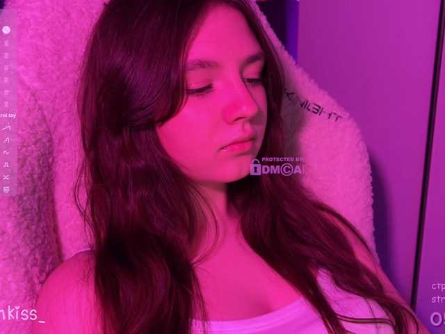 -FoxAlisa-'s BongaCams show and profile