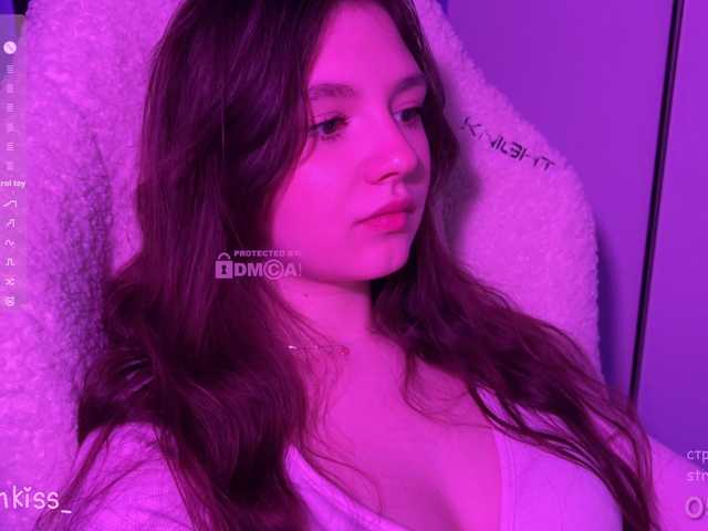 -FoxAlisa-'s BongaCams show and profile