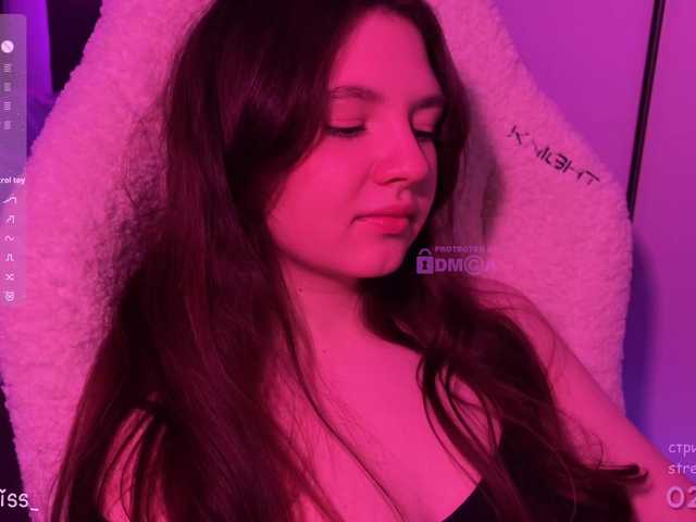 -FoxAlisa-'s BongaCams show and profile