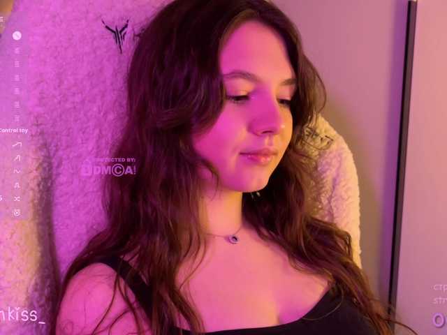 -FoxAlisa-'s BongaCams show and profile