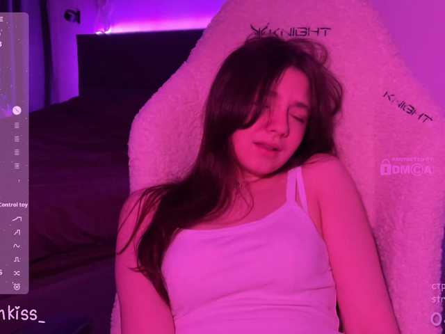 -FoxAlisa-'s BongaCams show and profile