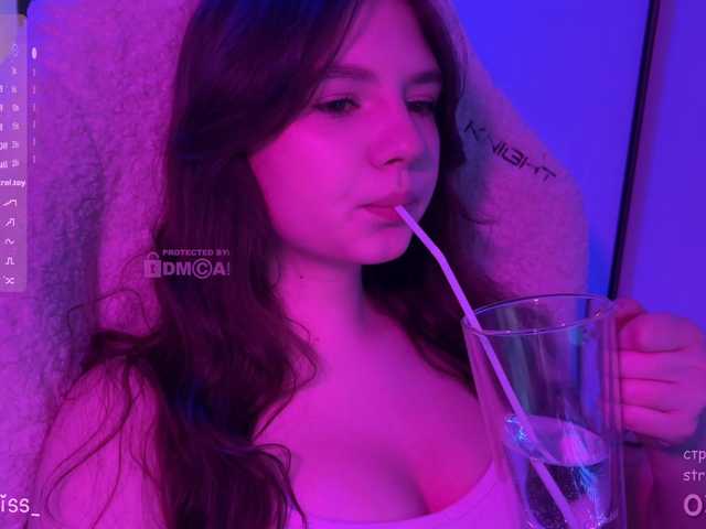 -FoxAlisa-'s BongaCams show and profile