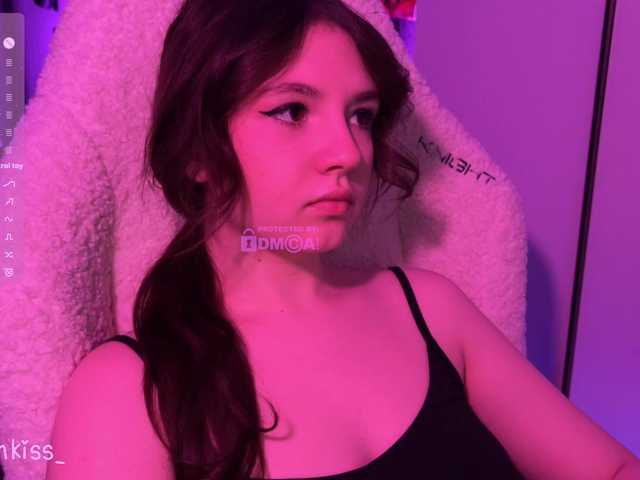 -FoxAlisa-'s BongaCams show and profile