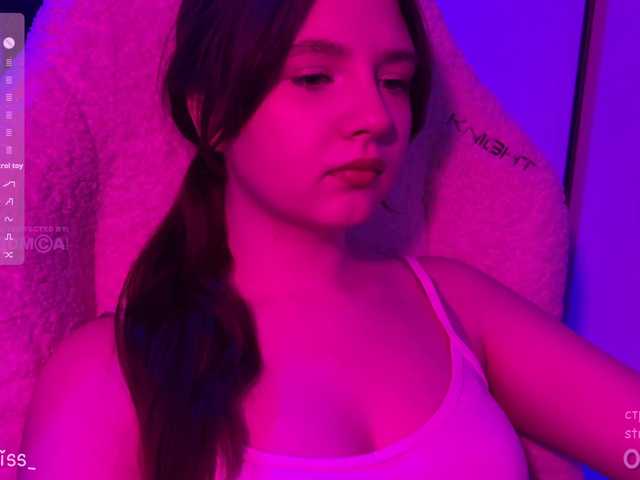 -FoxAlisa-'s BongaCams show and profile