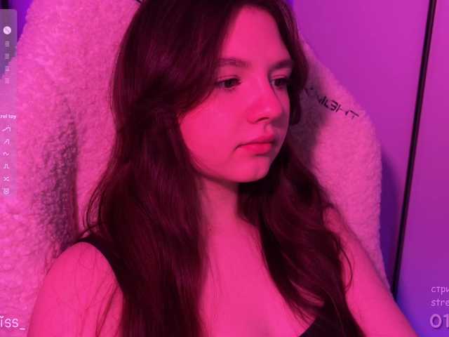 -FoxAlisa-'s BongaCams show and profile