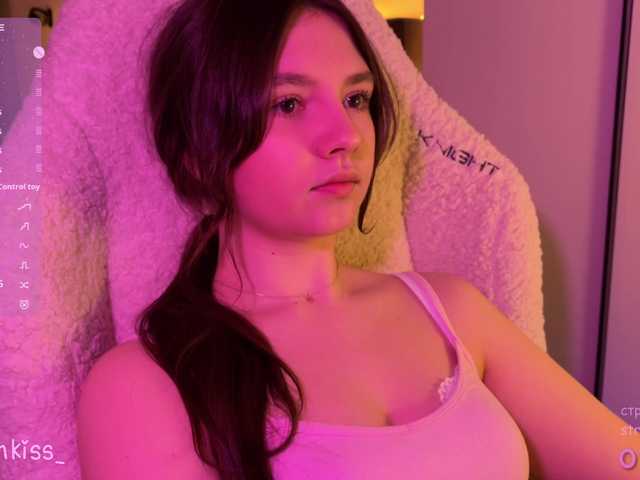 -FoxAlisa-'s BongaCams show and profile