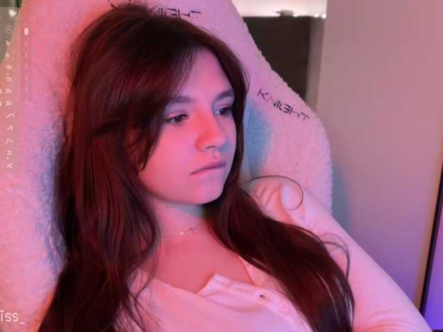 -FoxAlisa-'s BongaCams show and profile