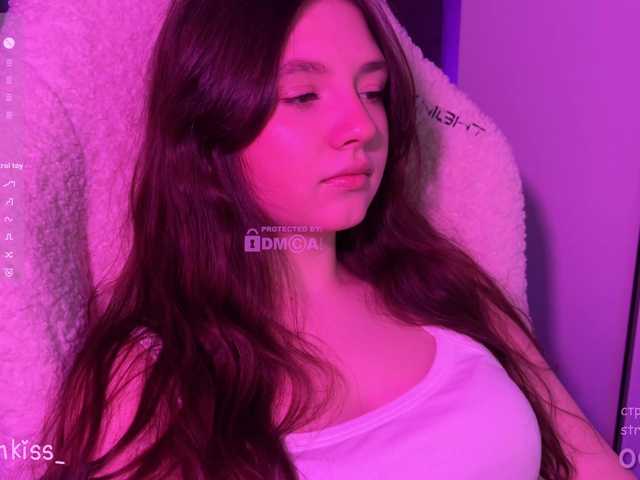 -FoxAlisa-'s BongaCams show and profile