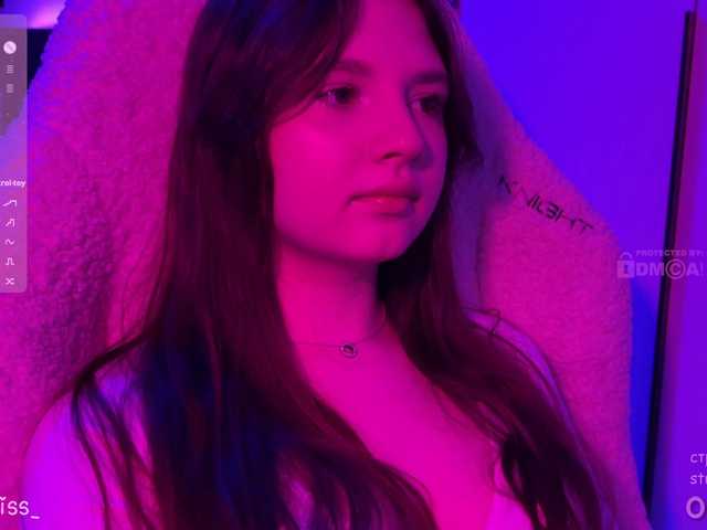 -FoxAlisa-'s BongaCams show and profile