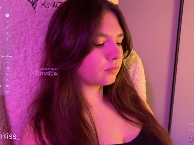 -FoxAlisa-'s BongaCams show and profile