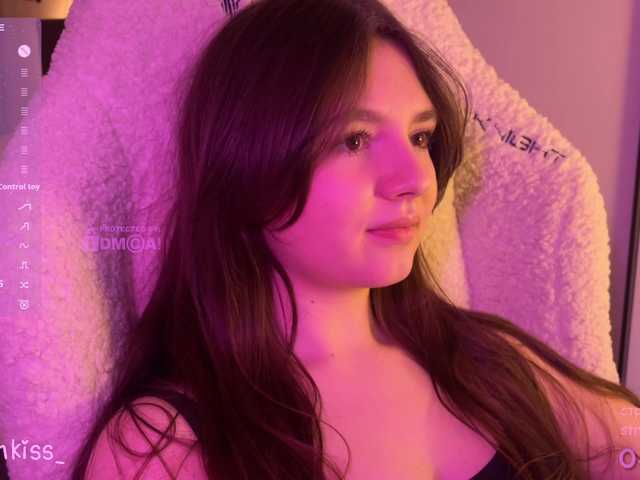 -FoxAlisa-'s BongaCams show and profile