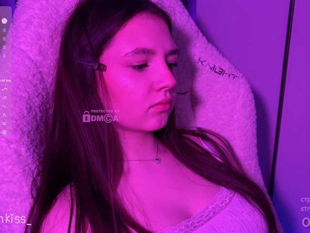 -FoxAlisa-'s BongaCams show and profile