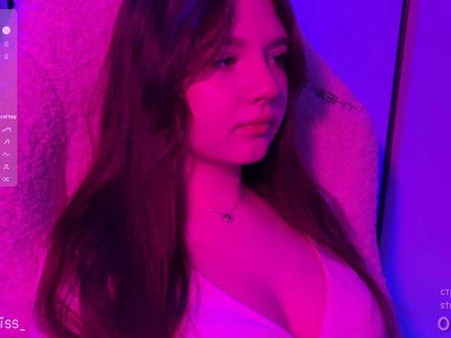 -FoxAlisa-'s BongaCams show and profile