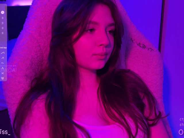 -FoxAlisa-'s BongaCams show and profile