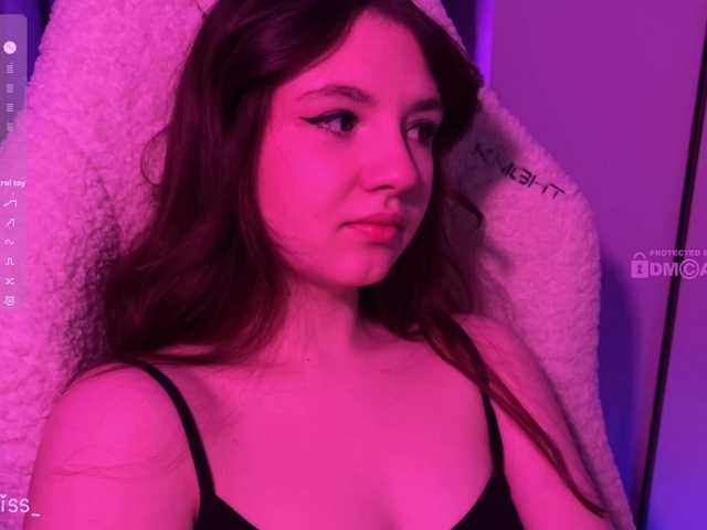 -FoxAlisa-'s BongaCams show and profile