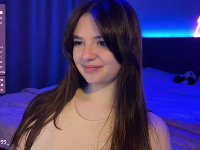 -FoxAlisa-'s BongaCams show and profile