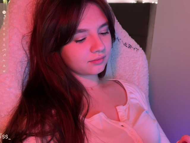 -FoxAlisa-'s BongaCams show and profile