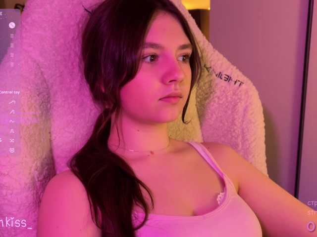 -FoxAlisa-'s BongaCams show and profile