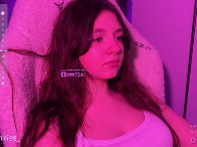 -FoxAlisa-'s BongaCams show and profile