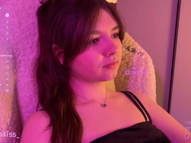 -FoxAlisa-'s BongaCams show and profile