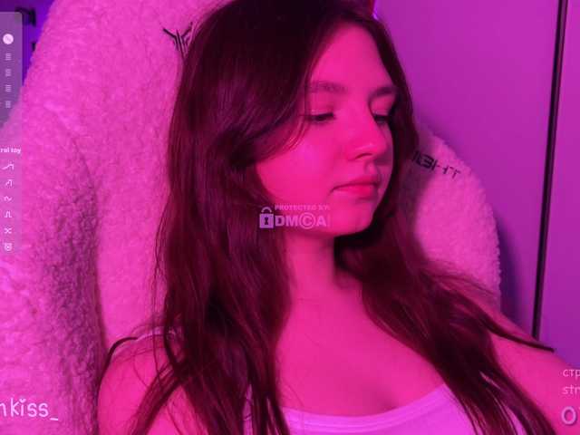 -FoxAlisa-'s BongaCams show and profile