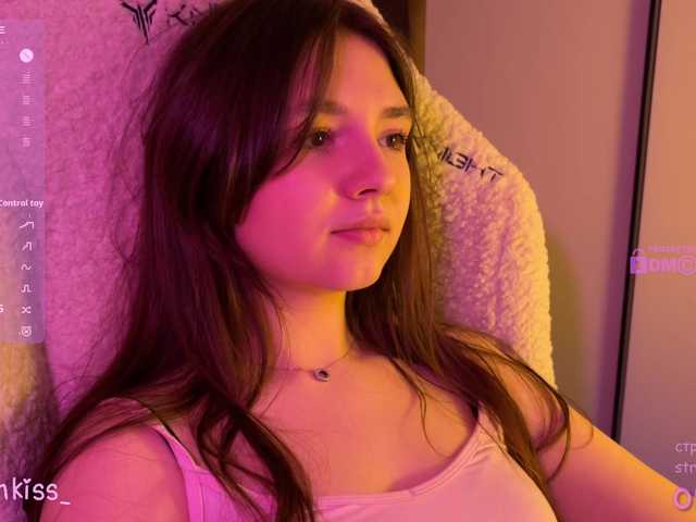 -FoxAlisa-'s BongaCams show and profile