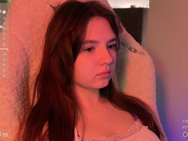 -FoxAlisa-'s BongaCams show and profile