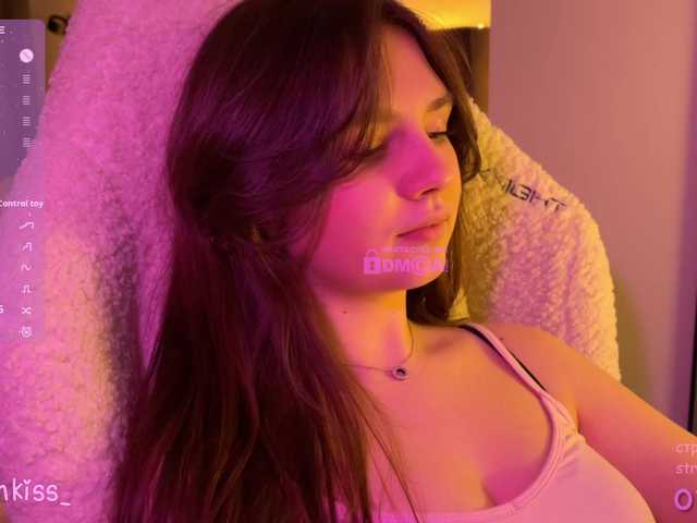 -FoxAlisa-'s BongaCams show and profile