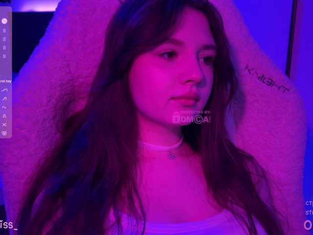 -FoxAlisa-'s BongaCams show and profile