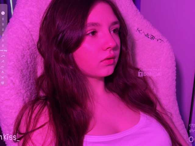 -FoxAlisa-'s BongaCams show and profile