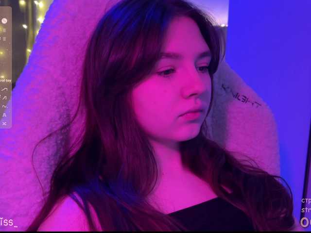 -FoxAlisa-'s BongaCams show and profile