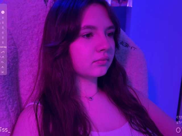 -FoxAlisa-'s BongaCams show and profile