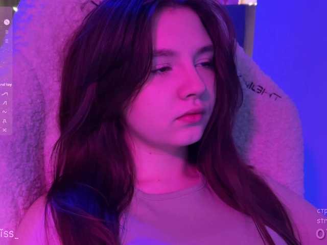 -FoxAlisa-'s BongaCams show and profile