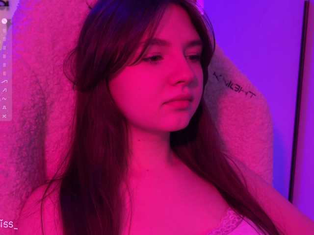 -FoxAlisa-'s BongaCams show and profile