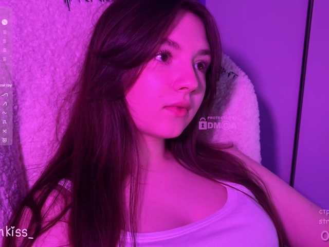 -FoxAlisa-'s BongaCams show and profile