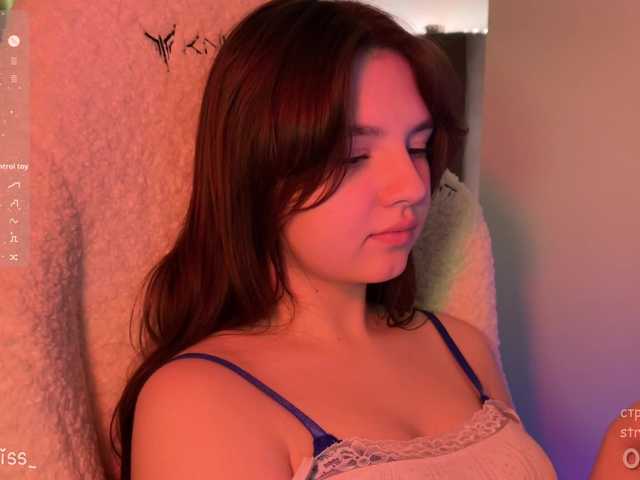 -FoxAlisa-'s BongaCams show and profile