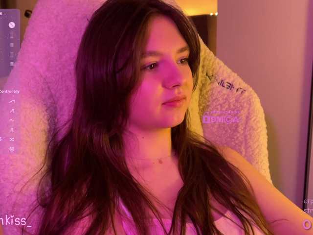 -FoxAlisa-'s BongaCams show and profile